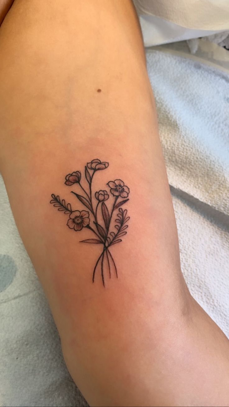 female empowerment flowers wildflowers San Diego tattoo yiyi_04 female empowerment flowers wildflowers San Diego tattoo yiyi_04
