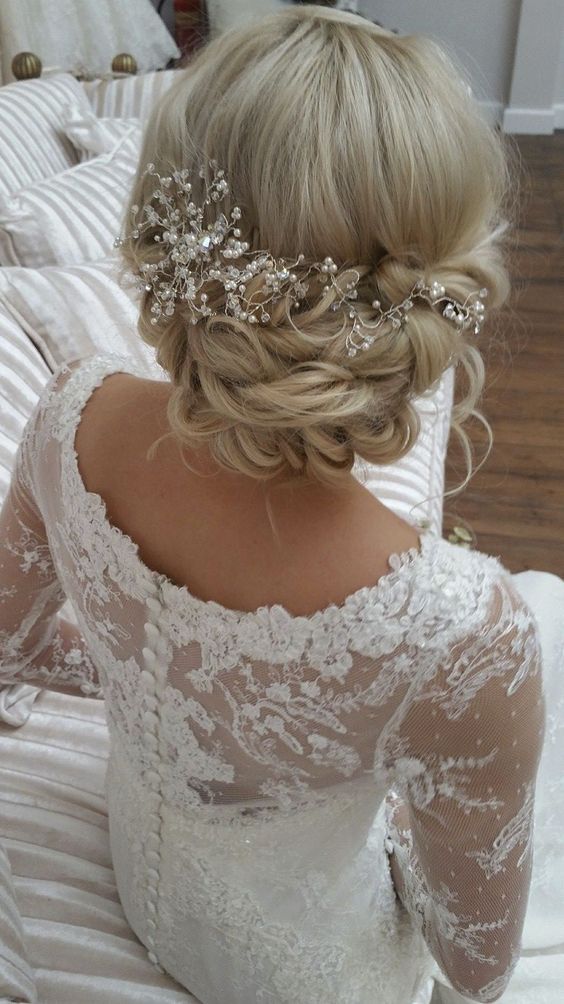Coiffures De Mariée Tendance 2018 Coiffure Mariée En 2019