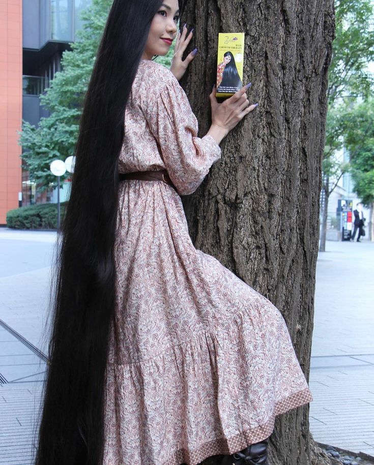 Very Long Hair おしゃれまとめの人気アイデア Pinterest David Gergely 長い黒髪 ロングヘア 黒髪