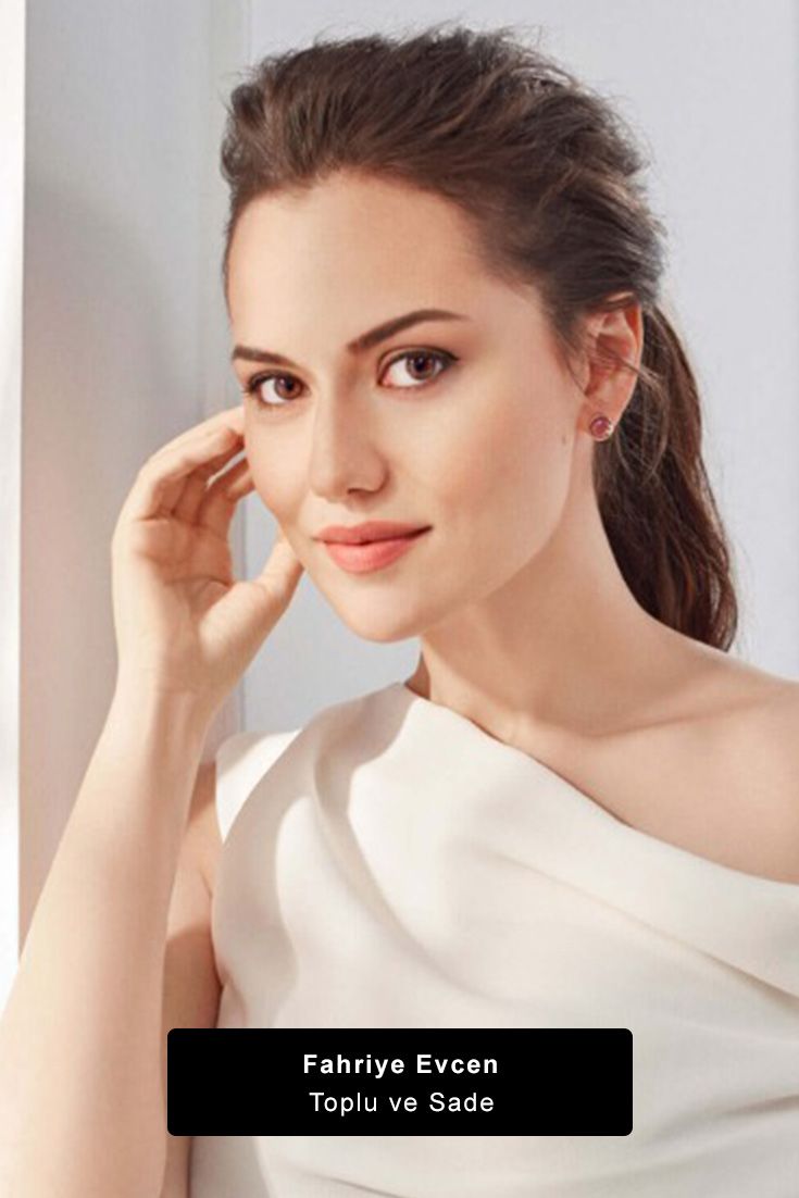 Fahriye Evcen In Sac Modeli Ve Kesimi 2021 At Kuyrugu Sac Modelleri Yeni Sac Unlulerin Sac Modelleri Fahriye Evcen In Sac Modeli Ve Kesimi 2021 At Kuyrugu Sac Modelleri Yeni Sac Unlulerin Sac Modelleri