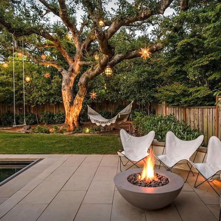 Star leaf jasmine can create a stunning wall featu…
Star leaf jasmine can create a stunning wall feature. | Photo: Claire Takacs | Story: Australian House & Garden
Star leaf jasmine can create a stunning wall featu…
Star leaf jasmine can create a stunning wall feature. | Photo: Claire Takacs | Story: Australian House & Garden