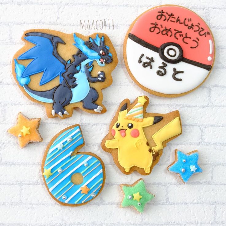 まんなたぬき On Instagram ポケモンのバースデーセット アイシングクッキー Icingcookies Decoratedcookies Customcookies Cutefood Instago Non Alcoholic Drinks Sugar Cookie Birthdays