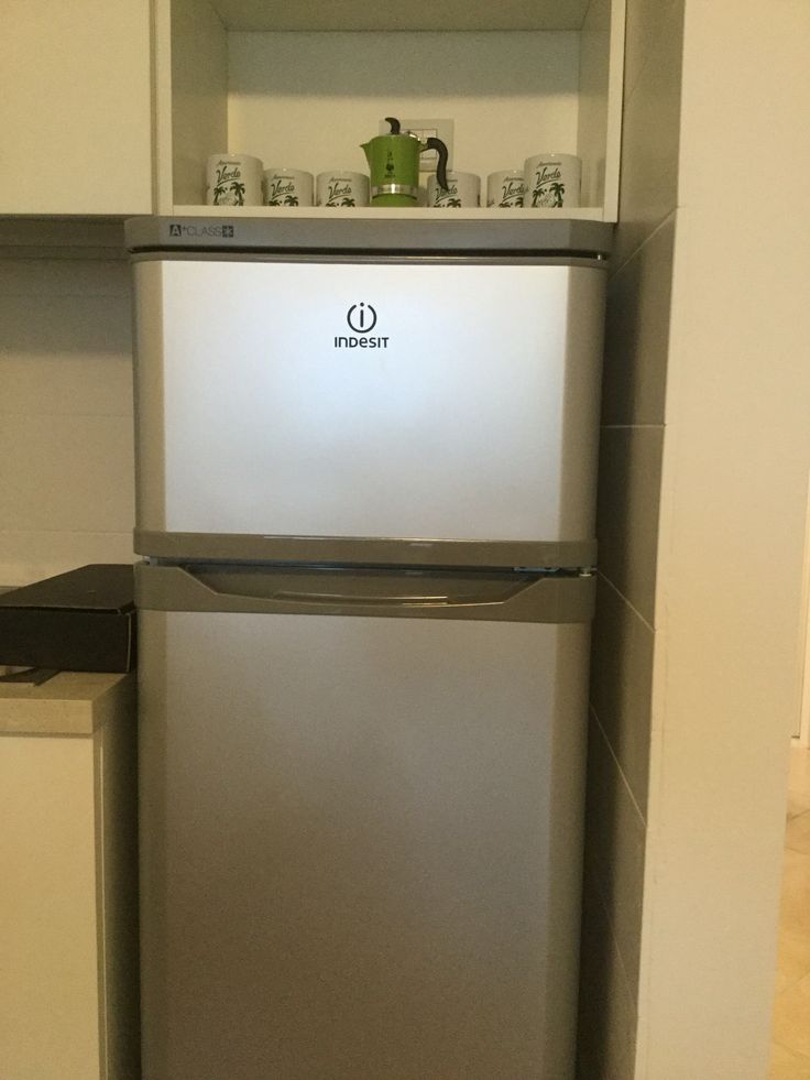 Die besten 25+ Kühlschrank mit gefrierfach Ideen auf Pinterest - miniküche mit kühlschrank Die besten 25+ Kühlschrank mit gefrierfach Ideen auf Pinterest - miniküche mit kühlschrank