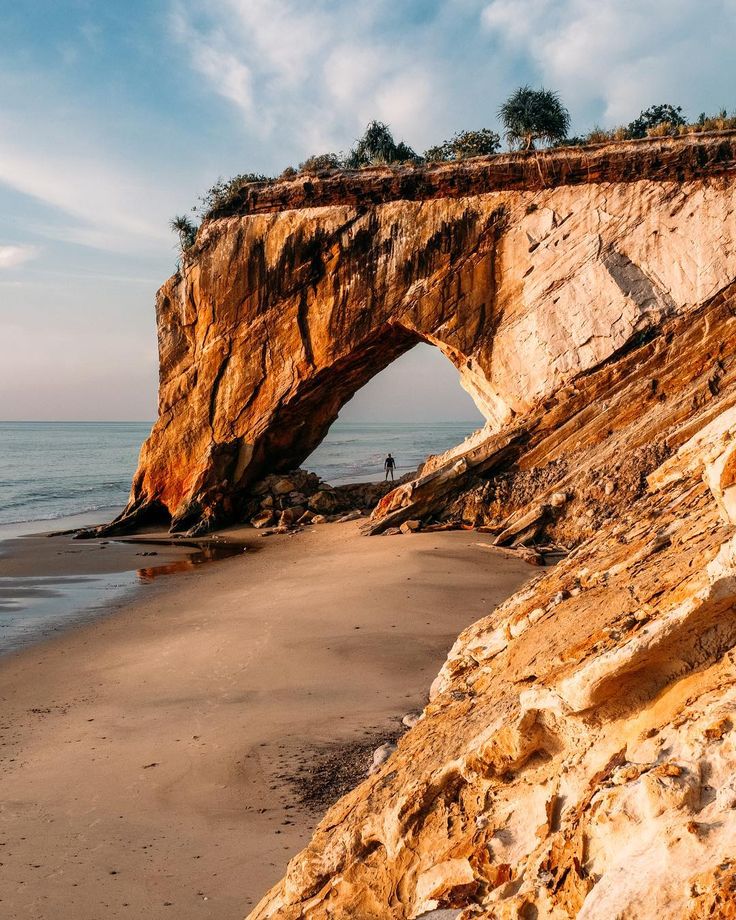 Tusan Cliff Beach, Bekenu, Sarawak | Cliff beach, Sarawak, Travel malaysia