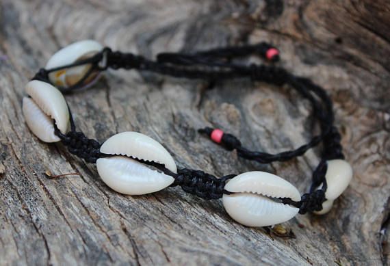 Bohoh Black Stone Beads Cowrie Shell Ribbon Stretch Pulsera Bohoh Black Stone Beads Cowrie Shell Ribbon Stretch Pulsera