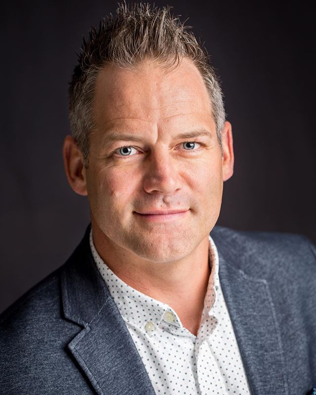 Is It Time To Update Your Professional Profile Photo Give Me Call