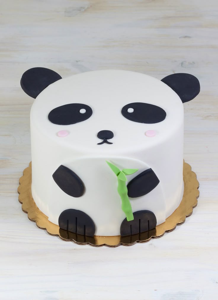 The 25+ best Panda cakes ideas on Pinterest | Panda bear cake ... The 25+ best Panda cakes ideas on Pinterest | Panda bear cake ...