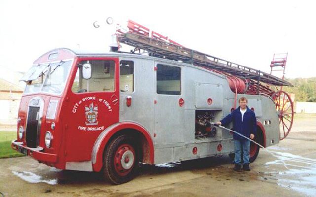 Fire Engines Photos - Dennis F12 in 2024 | Fire engine, Fire trucks