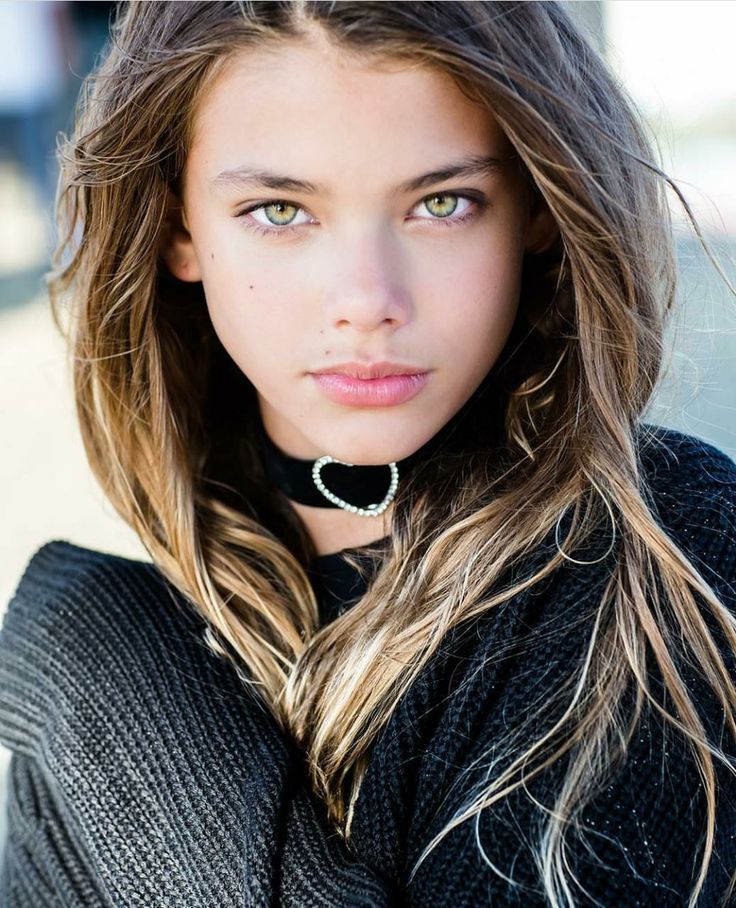 Teenage beauty model — pic 13