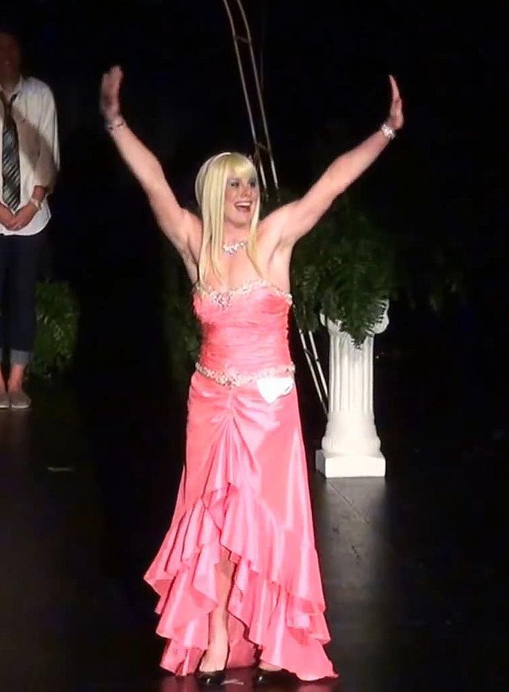 gay porning from Legend transgender pageants