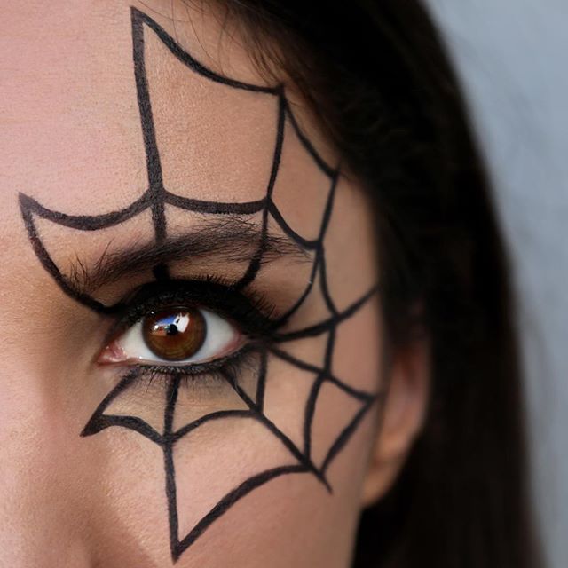 Intimidated by the crazy detailed #Halloween makeup out there? Here's a low-key ...