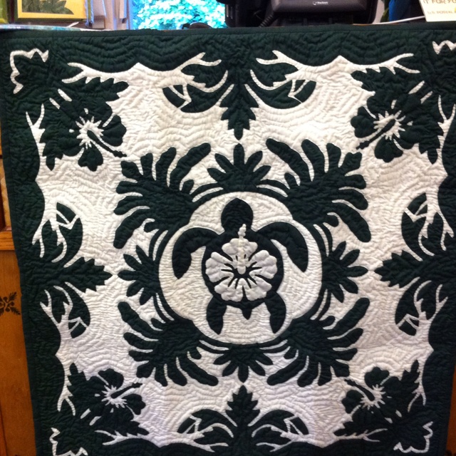 hand quilted hawaiian quilt hawaiian quilts hawaiian quilt
