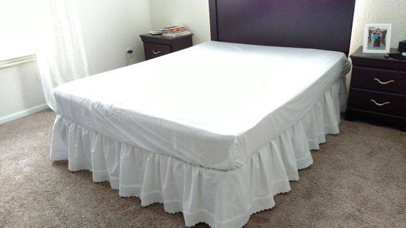 Cotton Ivory Cream Or White Queen King Bedskirt Bedding In 2020 Shabby Chic - Queen Size Cream Bed Skirt Cotton Ivory Cream Or White Queen King Bedskirt Bedding In 2020 Shabby Chic - Queen Size Cream Bed Skirt