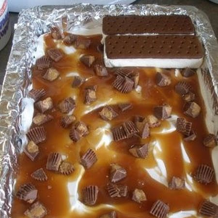 ice cream sandwich cake skor