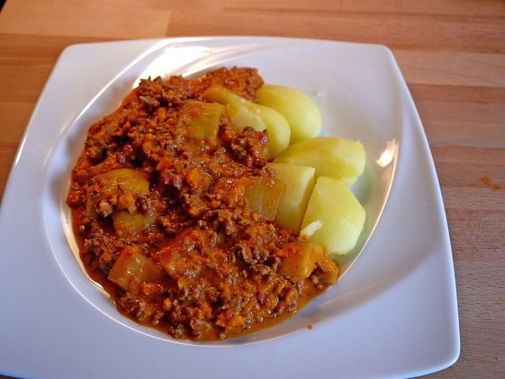 Schmorgurken mit Hack | Rezept | Schmorgurken mit hack, Schmorgurken ...