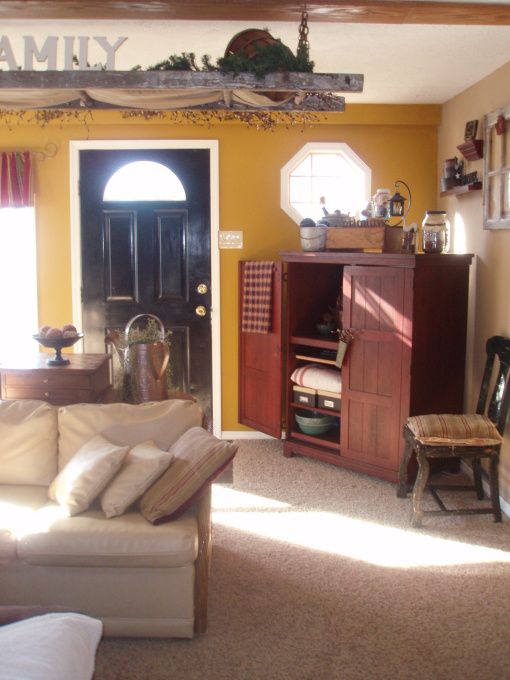 Best 25+ Primitive Living Room Ideas On Pinterest Old Country Hanging door/ladder for the ceiling of a living room. Like the - Best 25+ Primitive Living Room Ideas On Pinterest Old Country