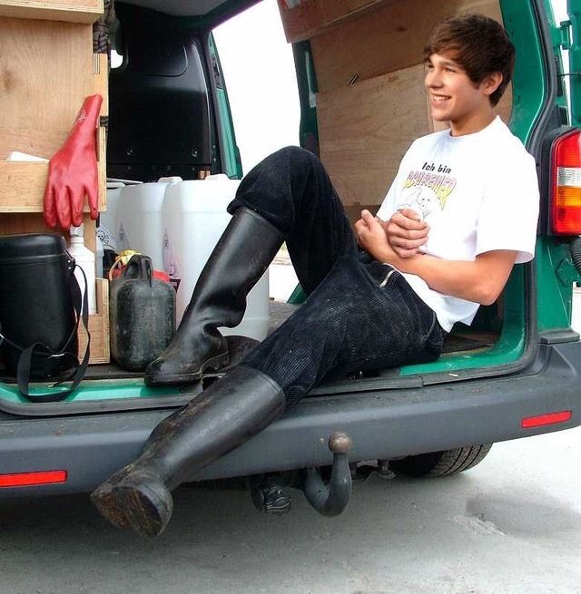 (99+) Tumblr | Wellies boots, Wellies rain boots, Boys boots