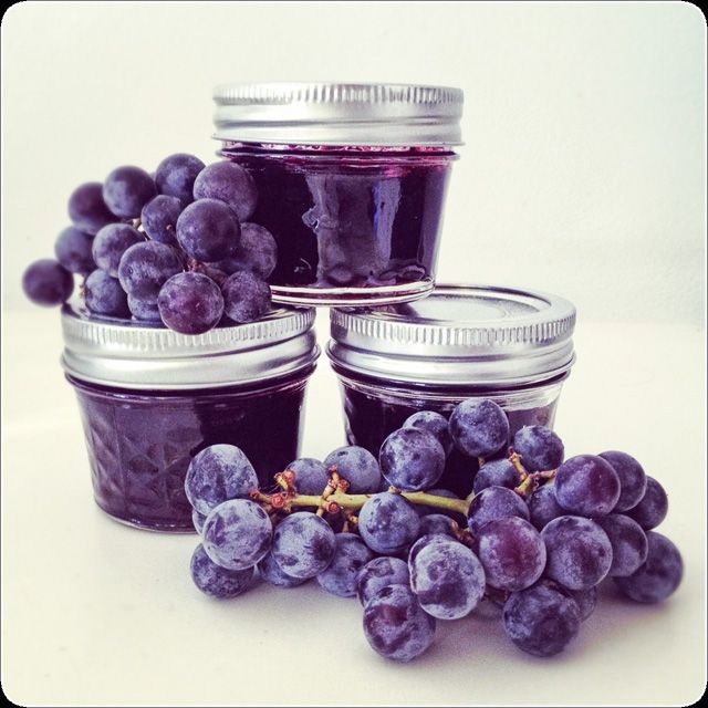 Easy Homemade Grape Jelly Recipe For Canning Or Freezing Jam Homemade Grape Jelly Jelly Recipes Grape Jelly