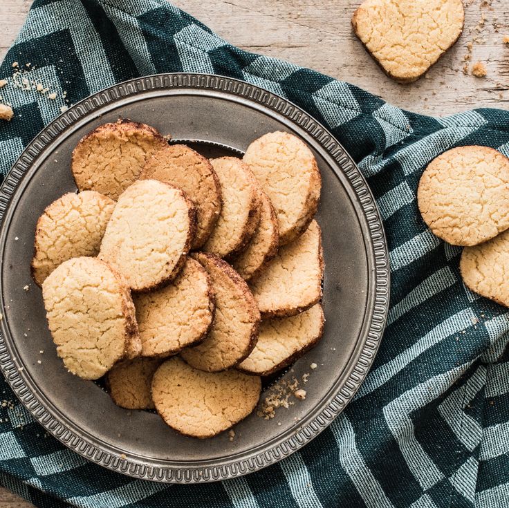 Pin auf Plätzchen: Backen für Weihnachten