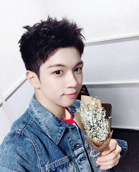 hoeseung nflying hweseung n flying yoo hweseung hoeseung nflying hweseung n flying yoo hweseung