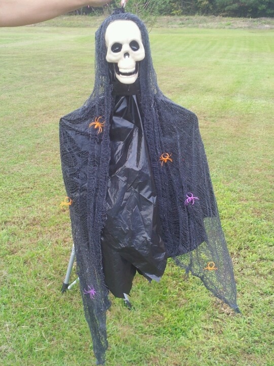 it is time for decorating if you are still looking for ideas of how to decorate your home for halloween we will help you this time we found very creativ - Very Scary Halloween Decorations it is time for decorating if you are still looking for ideas of how to decorate your home for halloween we will help you this time we found very creativ - Very Scary Halloween Decorations