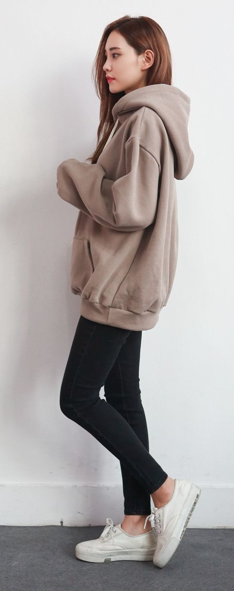 #Winter #Outfits / Brown Hoodie – White Sneakers