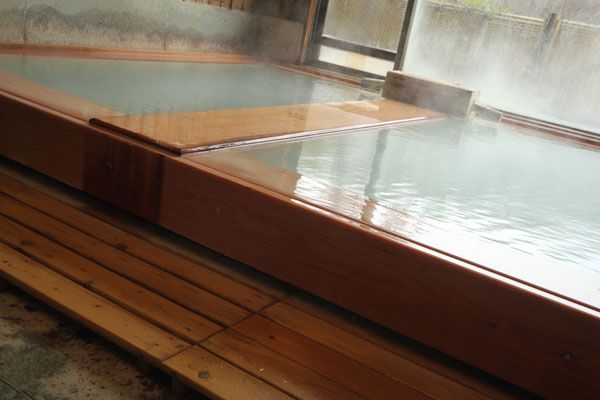 源泉掛け流し温泉 中藤屋 Hot Springs Onsen Springs 源泉掛け流し温泉 中藤屋 Hot Springs Onsen Springs