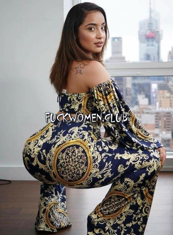 Pin On Curvy Sexy