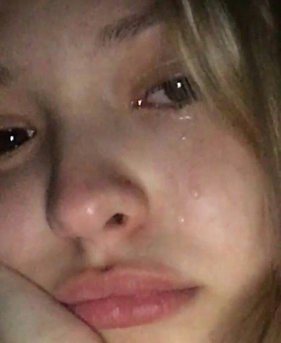 Pretty Teenage Girls Crying Pretty Teenage Girls Crying