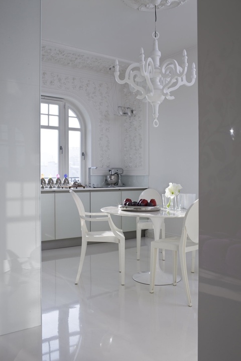 209 best Louis Ghost Chair Inspirations images on Pinterest ... 209 best Louis Ghost Chair Inspirations images on Pinterest ...