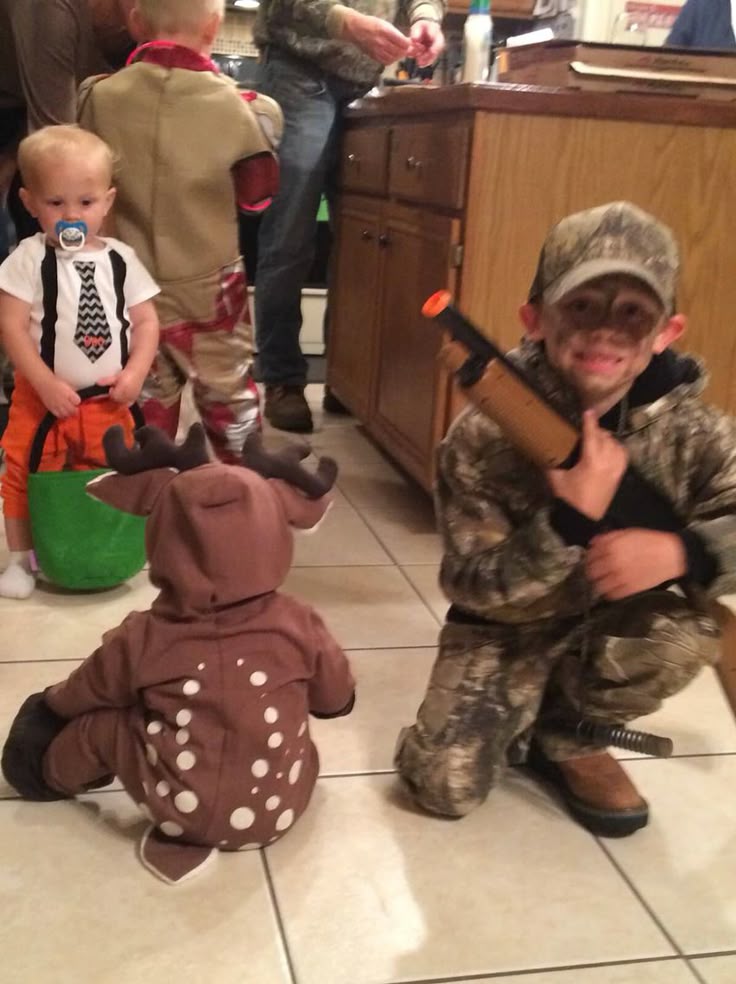 brother sister hunter and deer costume sibling theme costume halloween sibling baby and child - Unique Boy Halloween Costume Ideas brother sister hunter and deer costume sibling theme costume halloween sibling baby and child - Unique Boy Halloween Costume Ideas