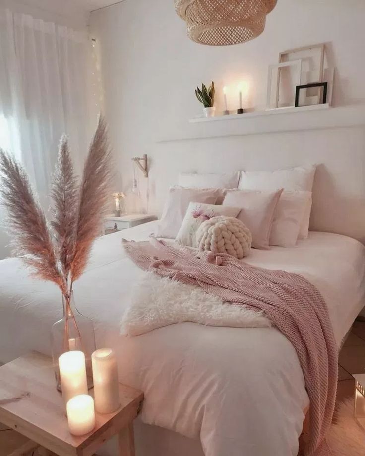 51+ Minimalist Master Bedroom Design Trends #minimalistmasterbedroom #masterbedr...