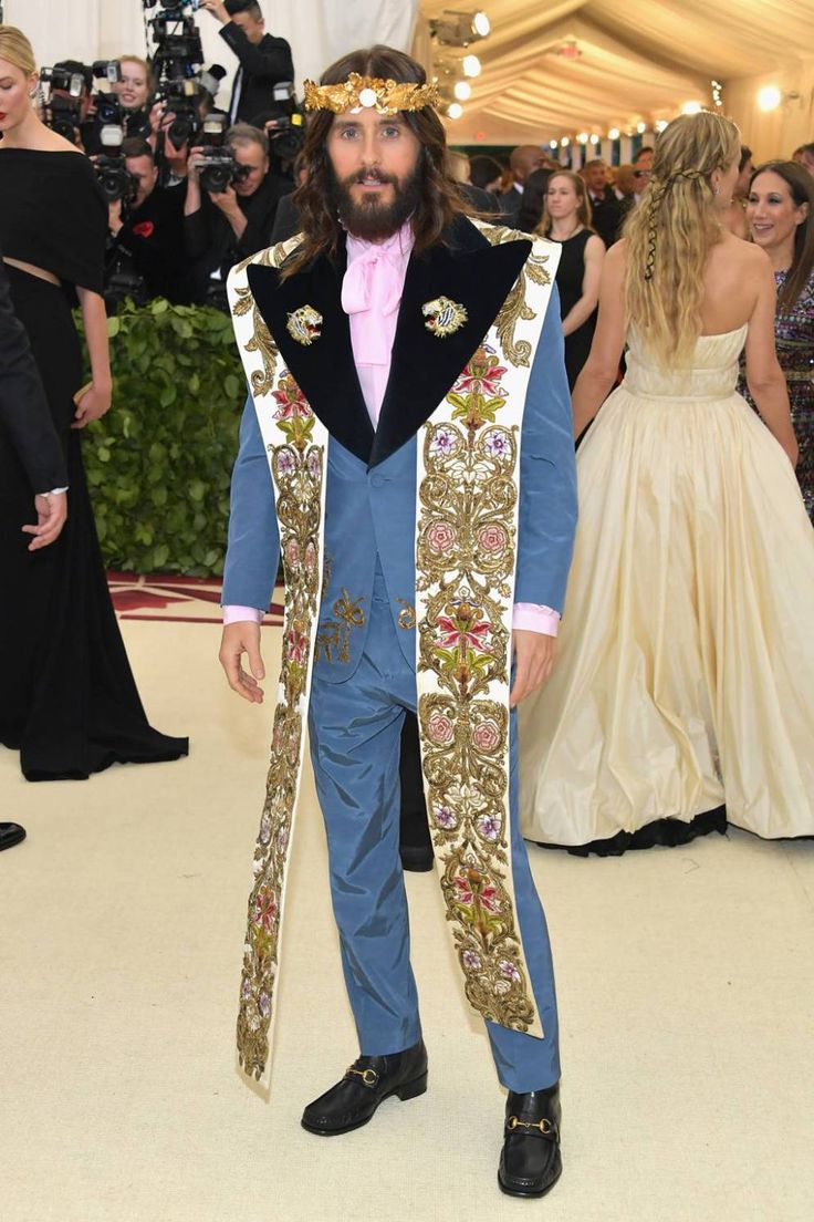 Wildest Looks From The Met Gala. (With images) Met gala dresses, Met