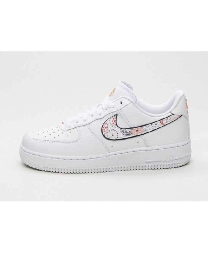 basket nike wmns air force 1 07 prm qs blanc basket nike wmns air force 1 07 prm qs blanc