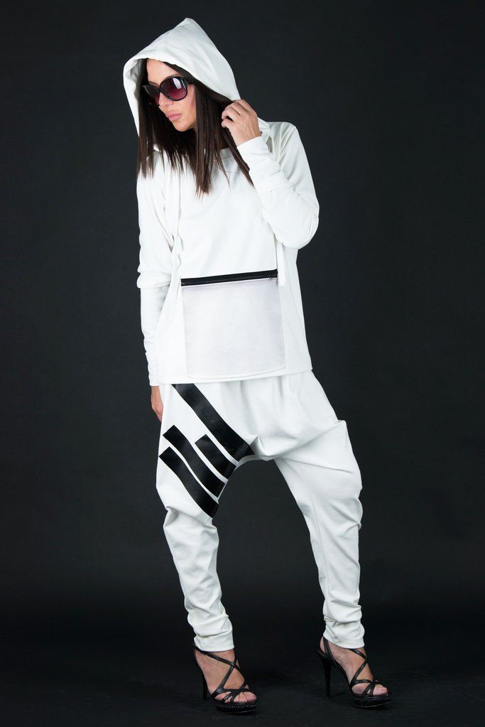 White outfit, Hoodie for Woman with pants in 2020 | White outfits, Eug fashion, Pants