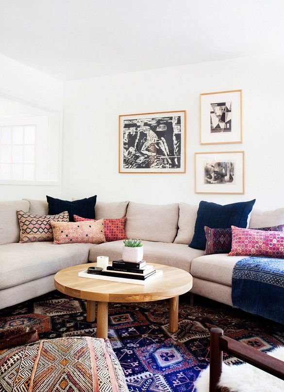 6 Great Last-Minute Gifts You Can Still Buy Now Suede couch - wohnzimmer ideen beige 6 Great Last-Minute Gifts You Can Still Buy Now Suede couch - wohnzimmer ideen beige