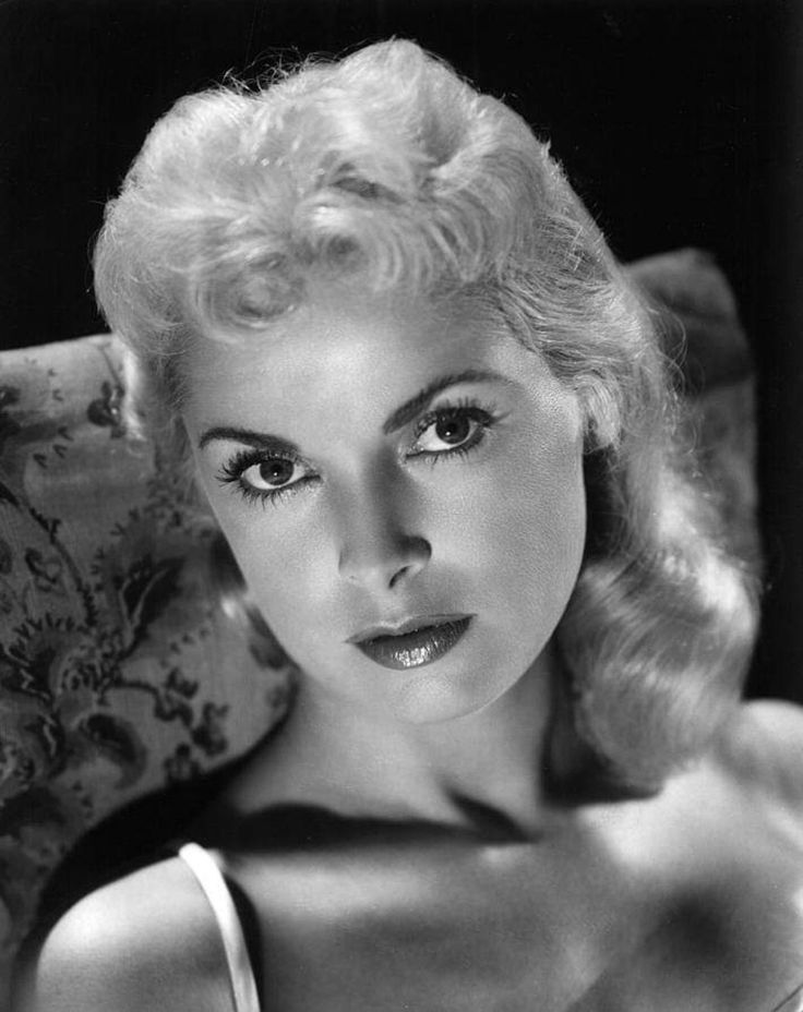 pin by lily on janet leigh janet leigh movie stars famous faces pin by lily on janet leigh janet leigh movie stars famous faces