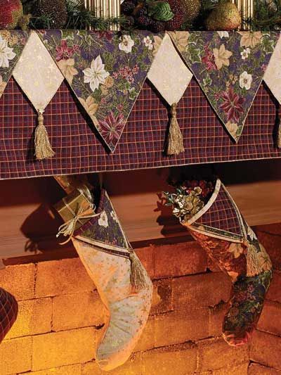 46 best Mantel quilts images on Pinterest | Christmas mantels Christmas mantel scarf and Christmas crafts