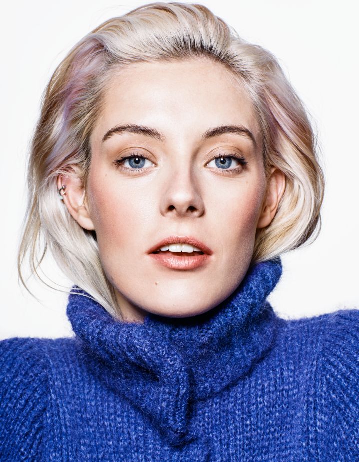 chloe norgaard elle canadapremier chloe chloe norgaard elle canadapremier chloe