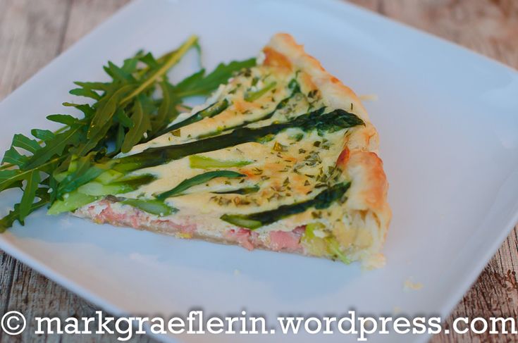 Blätterteig-Quiche mit Lachs und Spargel | Lachs quiche, Spargel, Rezepte