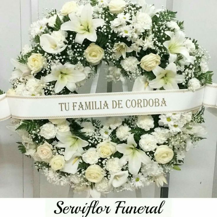 Corona funeraria ofrendada hoy tanatorio Santander.https