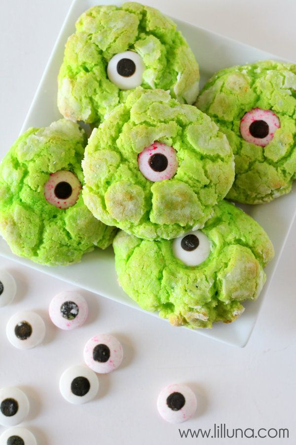 a perfect halloween treat ooey gooey monster eye cookies lillunacom - How To Decorate Halloween Cookies a perfect halloween treat ooey gooey monster eye cookies lillunacom - How To Decorate Halloween Cookies