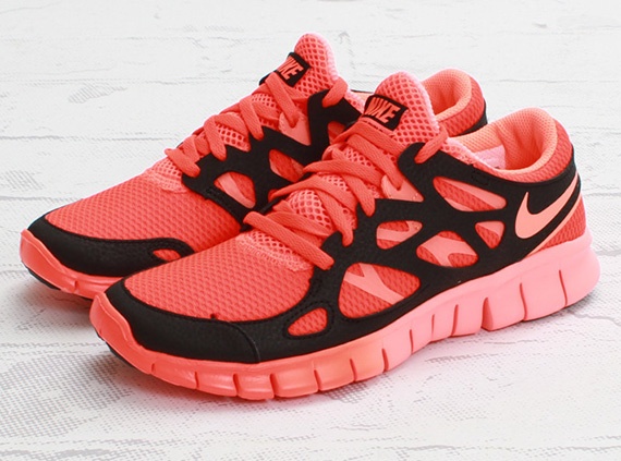 Womens Nike Free Run 2 Ext Total Crimson Mango Black Nike Free For Sale Designer Womens Nike Free Run 2 Ext Total Crimson Mango Black Nike Free For Sale Designer