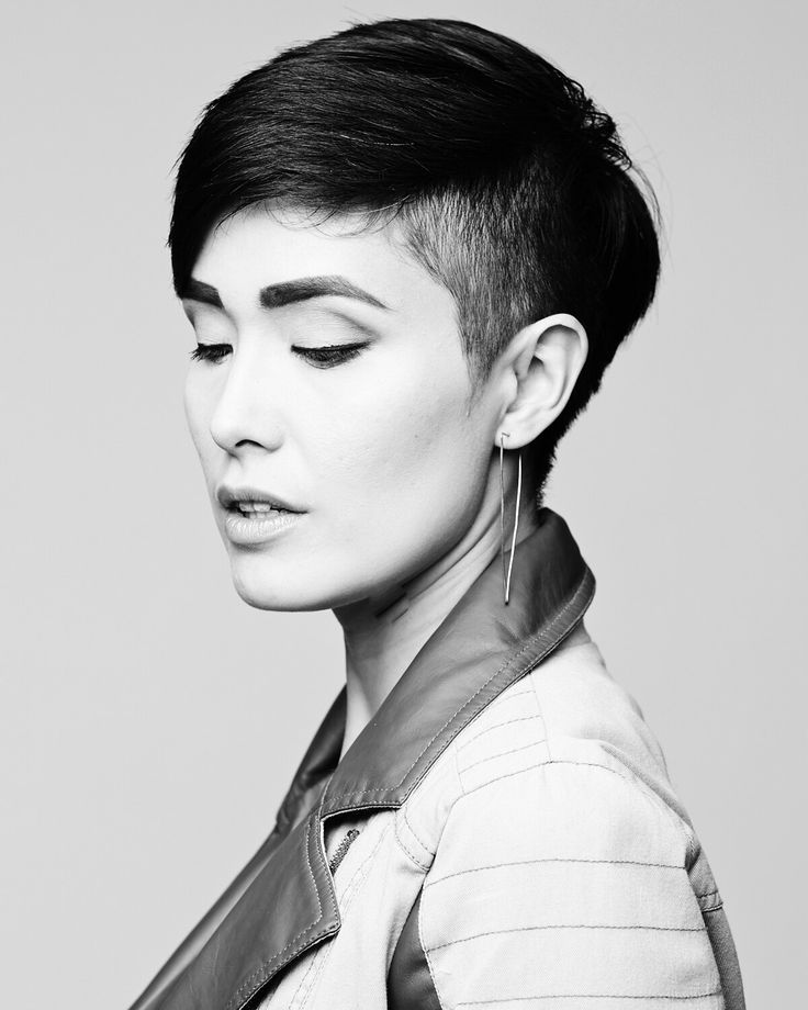 Unisex Frisuren Fur Frauen Manner Haarschnitt Kurz Haarschnitt Schulterlange Haare Kurz