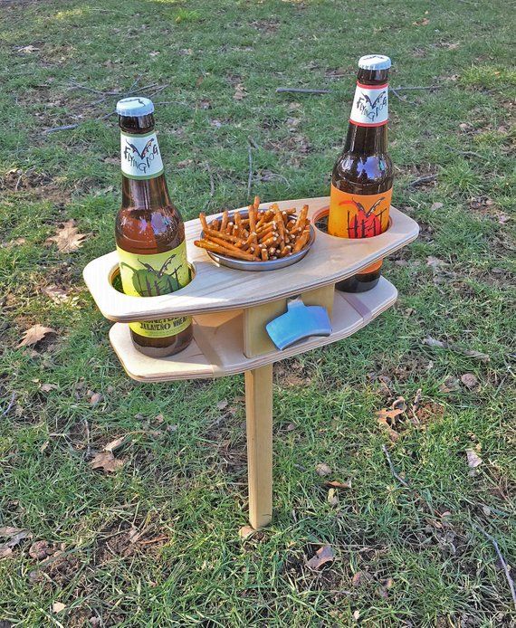 Der Gartentisch Bier ist eine kluge und faltbare Tabelle entworfen, um Ihre Getr...