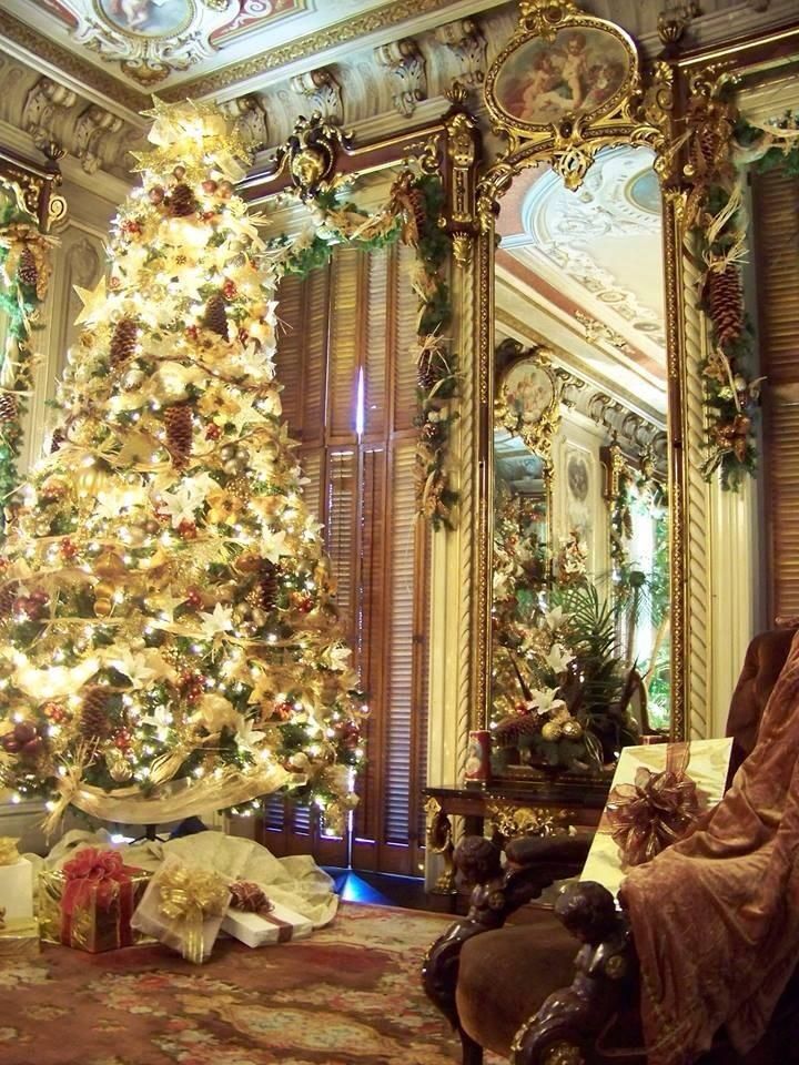 Christmas Decorated Homes 13 best beautiful christmas decorated homes images on pinterest Christmas Decorated Homes 13 best beautiful christmas decorated homes images on pinterest
