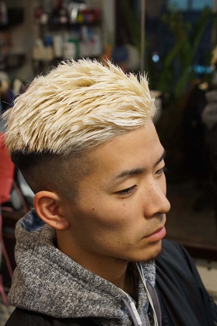 Jill原宿 美容室 ヘアスタイル ヘアサロン 髪型 メンズヘア メンズカット ショートヘア 刈り上げ バリカンヘア ツーブロック ブリーチ ブリーチカラー Short Bleached Hair Short Hair Styles Dyed Hair Men Jill原宿 美容室 ヘアスタイル ヘアサロン 髪型 メンズヘア メンズカット ショートヘア 刈り上げ バリカンヘア ツーブロック ブリーチ ブリーチカラー Short Bleached Hair Short Hair Styles Dyed Hair Men