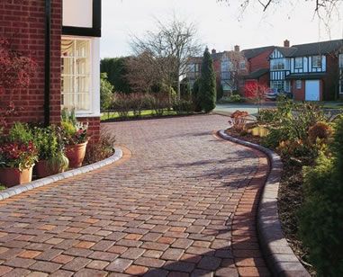Driveway Design Ideas best 20 cheap driveway ideas ideas on pinterest rustic decorative trunks horse shoe pit and log base Traditional Driveway Designs Driveway Design Ideas the 25 best driveway ideas ideas on pinterest solar path lights solar deck lights and solar lights Traditional Driveway Designs