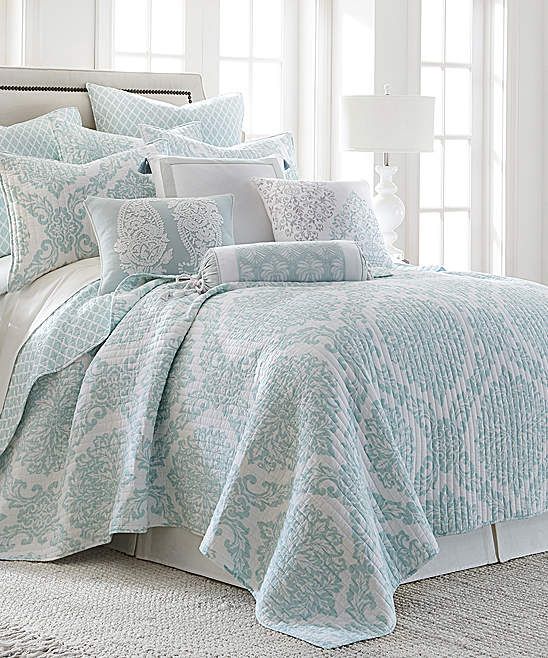 Blue White Lancaster Quilt Set With Images Quilt Of White River Berkshire Quilt Set Blue White Lancaster Quilt Set With Images Quilt Of White River Berkshire Quilt Set