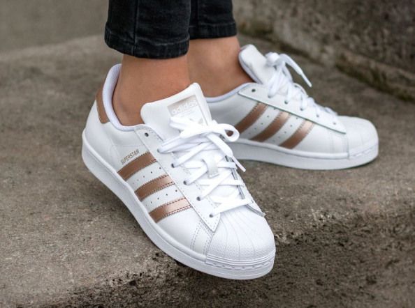 adidas bronze superstar